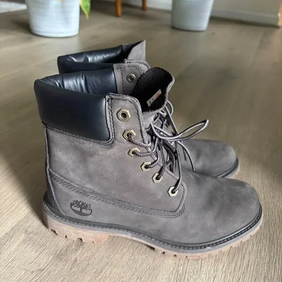 Timberland Womens Classic 6-Inch Premium Waterproof Leather Boots US 7.5 - Picture 2 of 8